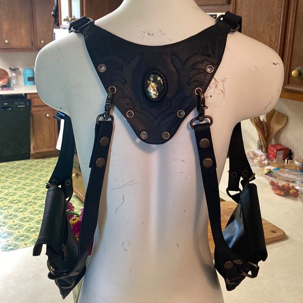 Stylish Holster for men/women Black Leather + Labradorite Gemstone